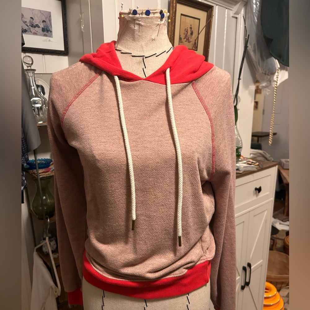 THE GREAT. Red and muted coral Women's hoodie Sweatshirt. Size 1.